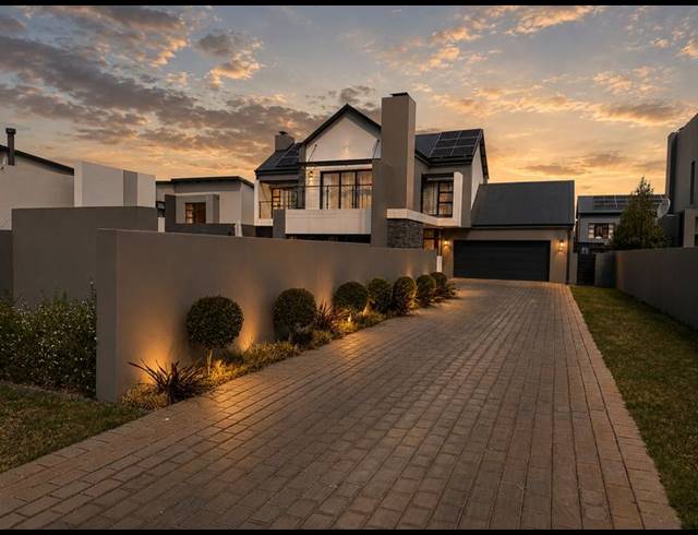 4 BEDROOM HOUSE FOR SALE IN MIDSTREAM HEIGHTS